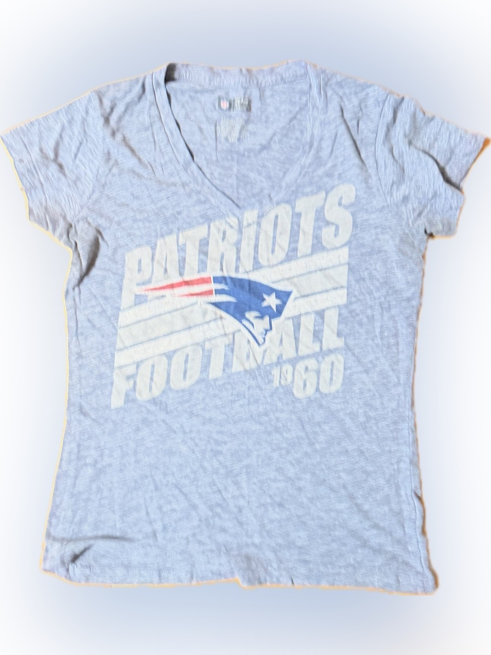 NFL Gray Patriots Graphic V-Neck Tee